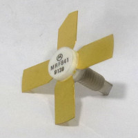 MRF841 Motorola NPN Silicon RF Power Transistor 12.5V 870 MHz 10W (NOS)