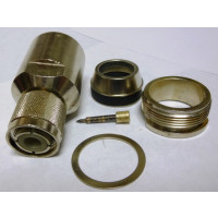 UG495A  Amphenol HN Male Clamp Connector (NOS)
