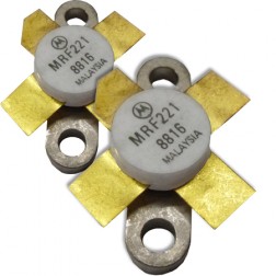 MRF221 Motorola NPN Silicon RF Power Transistor 12.5V 175 MHz 15W Matched Pair (2) (NOS)