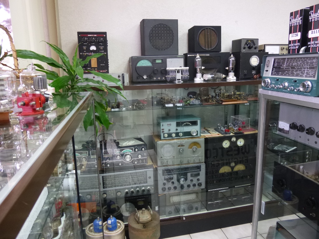 Museum - 40's Radio